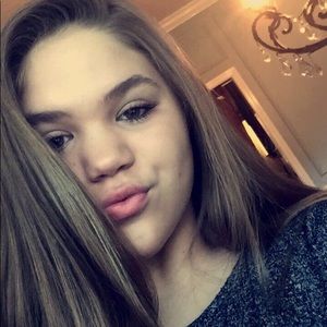 Meet your Posher, Hope